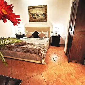 Borgo Ognissanti And Charming Location Apartment